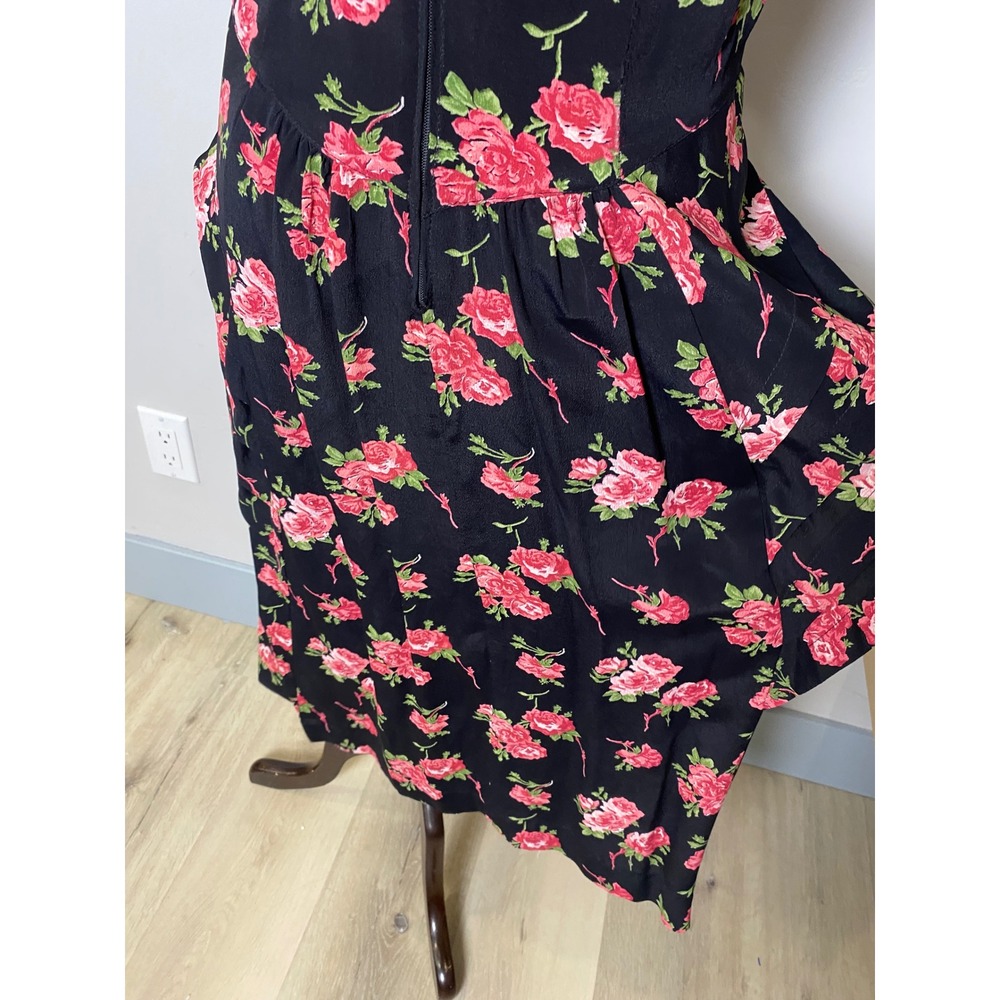 Vintage 80s 90s Floral Rose Mock Neck Midi Dress Black Red Tiered Hip Detail - Picture 8 of 12